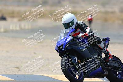 media/Apr-10-2022-SoCal Trackdays (Sun) [[f104b12566]]/Turn 2 (1135am)/